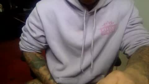 Snapshot of _infamous_ chatting on January 9, 3:34 pm Tatted34 aka PimpDaddy SlickDick online show from January 9, 3:34 pm