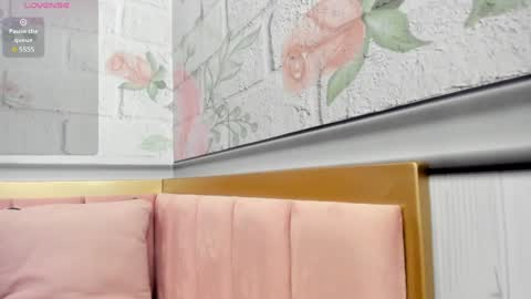 _iris_evans online show from February 1, 11:32 am