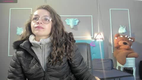 Isa online show from March 1, 11:23 am