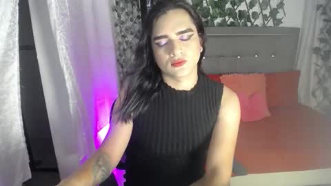 Ivone online show from January 6, 8:01 pm