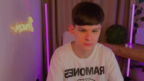 James online show from February 7, 2:43 pm