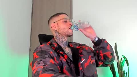 jeison online show from March 5, 12:50 am