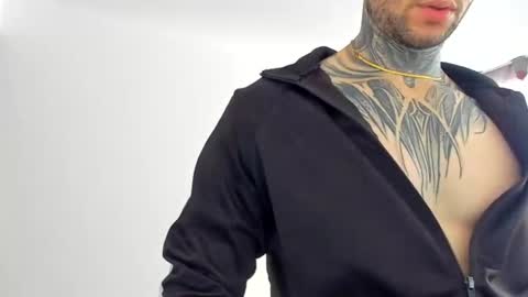 jeison online show from June 11, 6:17 pm