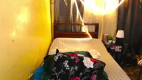 _jazzysweetheart_ online show from May 22, 10:32 am