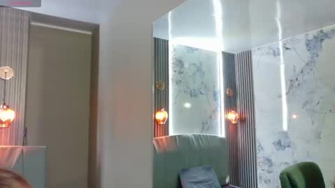 _jeessy online show from November 14, 4:00 am