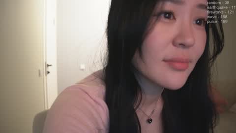 Snapshot of _jikey_ chatting on January 11, 8:10 pm Jaki online show from January 11, 8:10 pm