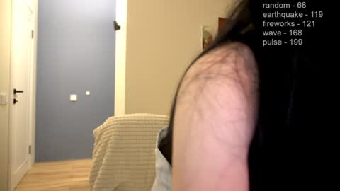 Snapshot of _jikey_ chatting on September 8, 5:45 pm Jaki online show from September 8, 5:45 pm