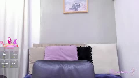    online show from April 22, 7:37 pm