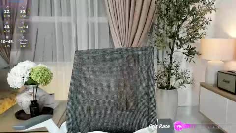 Snapshot of _joliie_ chatting on April 25, 9:01 pm _joliie_ online show from April 25, 9:01 pm