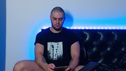 Snapshot of _joni_new_ chatting on October 4, 3:37 am Joni online show from October 4, 3:37 am