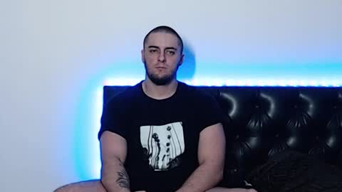 Snapshot of _joni_new_ chatting on October 10, 4:11 am Joni online show from October 10, 4:11 am