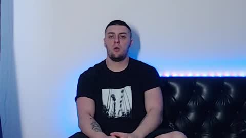 Snapshot of _joni_new_ chatting on December 15, 8:51 am Joni online show from December 15, 8:51 am