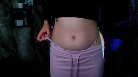 Snapshot of _julianaini_ chatting on October 4, 5:00 pm Jolia online show from October 4, 5:00 pm