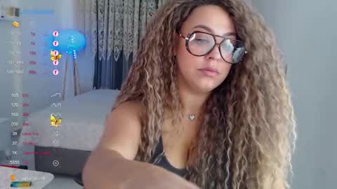 _just_a_queen_3 online show from November 16, 7:14 am