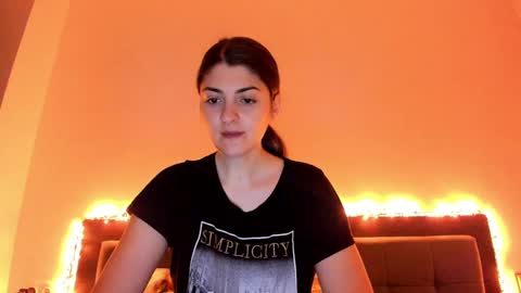 _just_a_simple_girl online show from January 3, 10:41 am