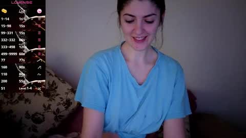 Snapshot of _just_a_simple_girl chatting on March 29, 8:42 pm _just_a_simple_girl online show from March 29, 8:42 pm