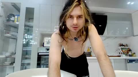 Snapshot of _just_funk_ chatting on June 15, 11:51 pm My song - online show from June 15, 11:51 pm