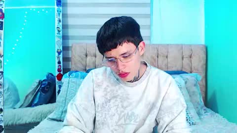 Snapshot of _justinmoon2 chatting on March 19, 5:11 am mod online show from March 19, 5:11 am