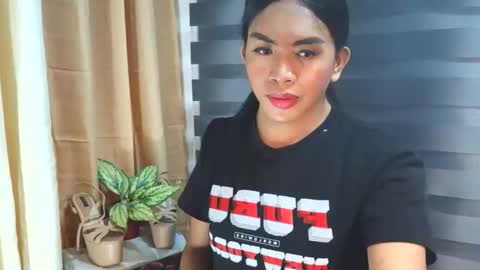 _karie_ online show from October 31, 3:13 pm