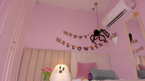 Snapshot of _karol_18 chatting on November 1, 11:34 am karol online show from November 1, 11:34 am