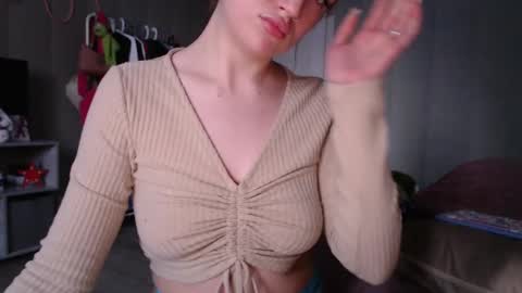 katemiller online show from January 6, 9:41 am