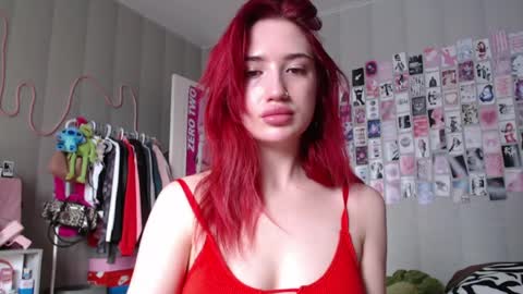 Snapshot of _katemiller_ chatting on April 5, 4:09 am katemiller online show from April 5, 4:09 am