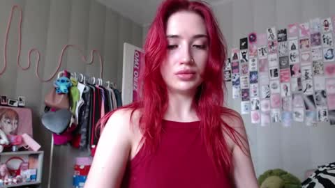 Snapshot of _katemiller_ chatting on August 5, 5:10 am katemiller online show from August 5, 5:10 am