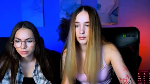 Snapshot of _kellykitten_ chatting on November 24, 9:42 am _kellykitten_ online show from November 24, 9:42 am