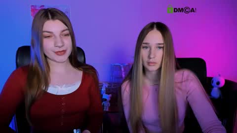 _kellykitten_ online show from January 15, 10:09 am