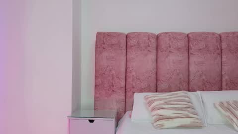 Kendall online show from January 9, 11:57 am