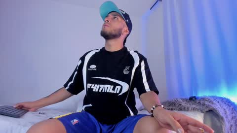    online show from January 8, 5:05 am