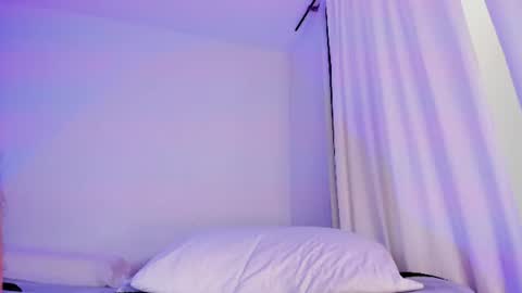    online show from June 14, 8:11 pm