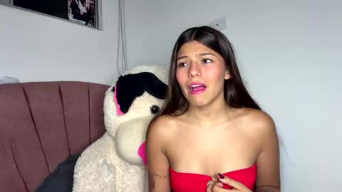 khloe sweet online show from September 12, 11:59 pm