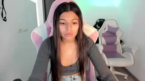 khloe sweet online show from October 4, 8:40 pm