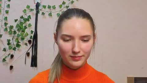 Snapshot of _kikiclark_ chatting on February 26, 9:03 pm _kikiclark_ online show from February 26, 9:03 pm