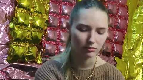 Snapshot of _kikiclark_ chatting on March 20, 6:13 pm _kikiclark_ online show from March 20, 6:13 pm