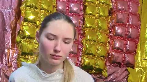 Snapshot of _kikiclark_ chatting on March 22, 8:56 pm _kikiclark_ online show from March 22, 8:56 pm