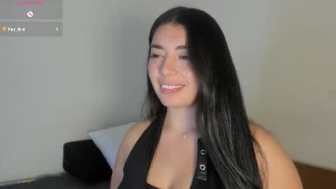 _kimtorres_ online show from January 31, 10:30 pm