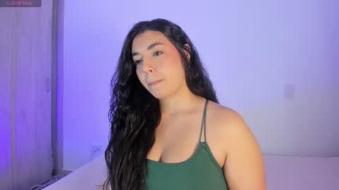 Snapshot of _kimtorres_1 chatting on June 28, 3:07 pm _kimtorres_1 online show from June 28, 3:07 pm