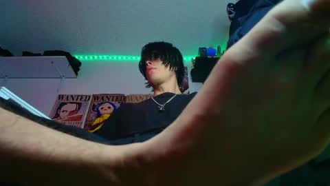 Snapshot of _kingshadows_ chatting on May 19, 3:29 pm SHADOW online show from May 19, 3:29 pm