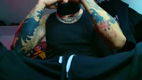 Snapshot of _kingshadows_ chatting on June 4, 6:58 pm SHADOW online show from June 4, 6:58 pm