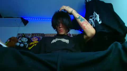 Snapshot of _kingshadows_ chatting on June 11, 2:33 am SHADOW online show from June 11, 2:33 am