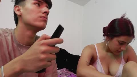 Snapshot of _kinkyy69_ chatting on November 23, 6:08 pm _kinkyy69_ online show from November 23, 6:08 pm