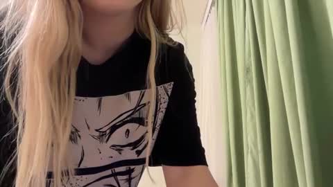 Molly   Emily online show from June 17, 7:26 pm
