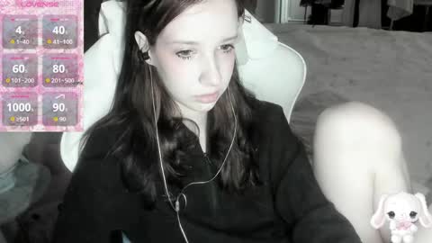  kuro  online show from April 6, 7:09 am