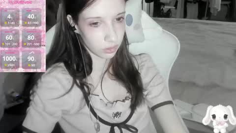 Snapshot of _kuroneeko_ chatting on April 14, 7:58 am kuro online show from April 14, 7:58 am
