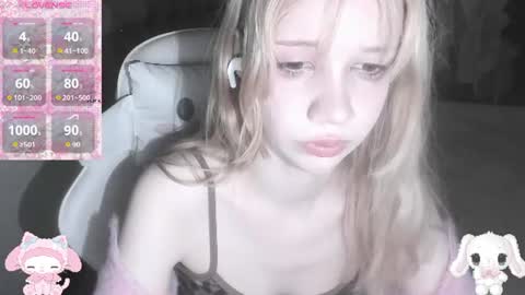 Snapshot of _kuroneeko_ chatting on June 16, 8:06 am kuro online show from June 16, 8:06 am