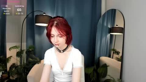 Snapshot of _l_o_r_r_y_ chatting on November 23, 1:55 pm _l_o_r_r_y_ online show from November 23, 1:55 pm