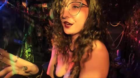 Snapshot of _lady_luna_ chatting on March 16, 10:03 pm Lady Luna online show from March 16, 10:03 pm