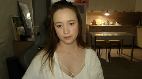 Snapshot of _lalune_ chatting on March 30, 3:24 pm _lalune_ online show from March 30, 3:24 pm